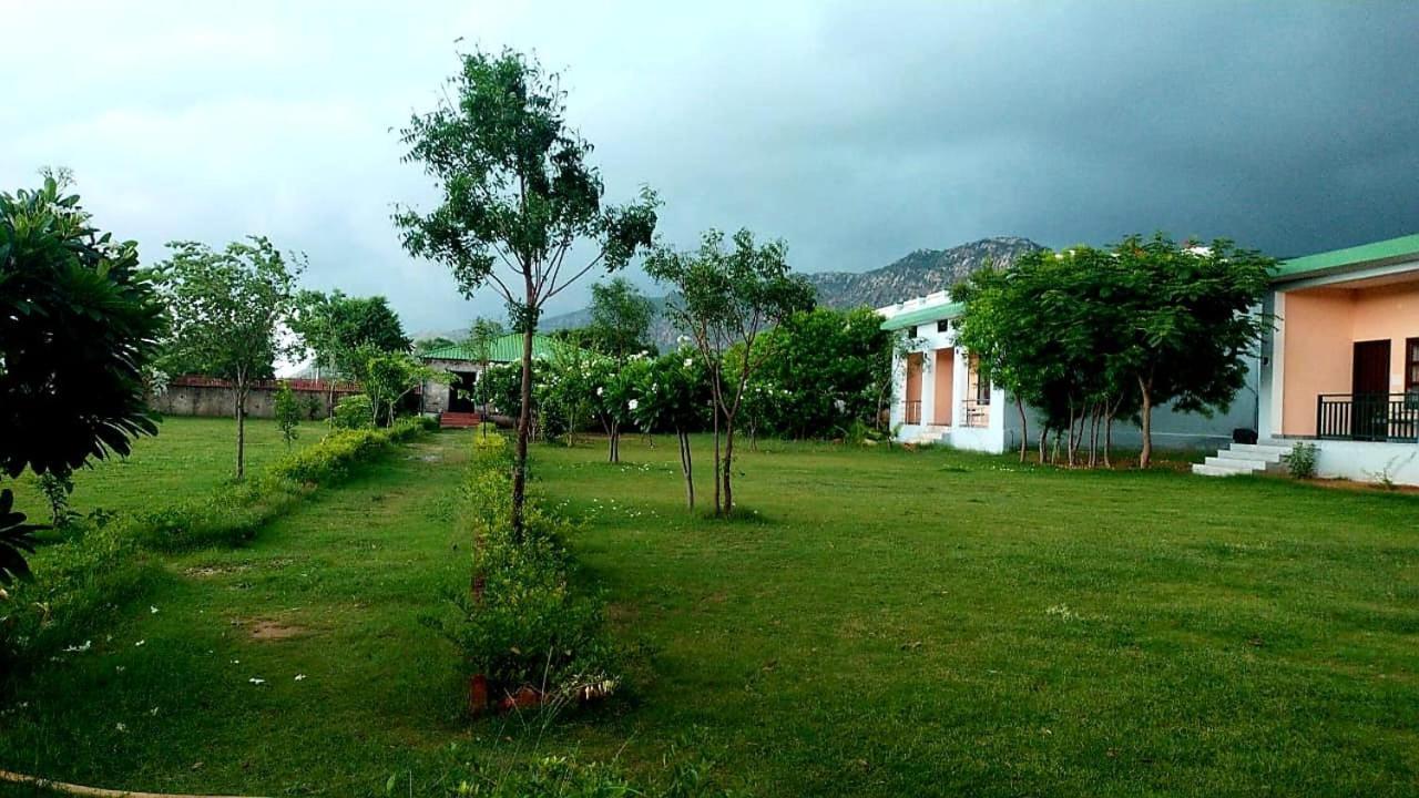 Hotel The Sariska Retreat Thana Ghazi Exterior foto